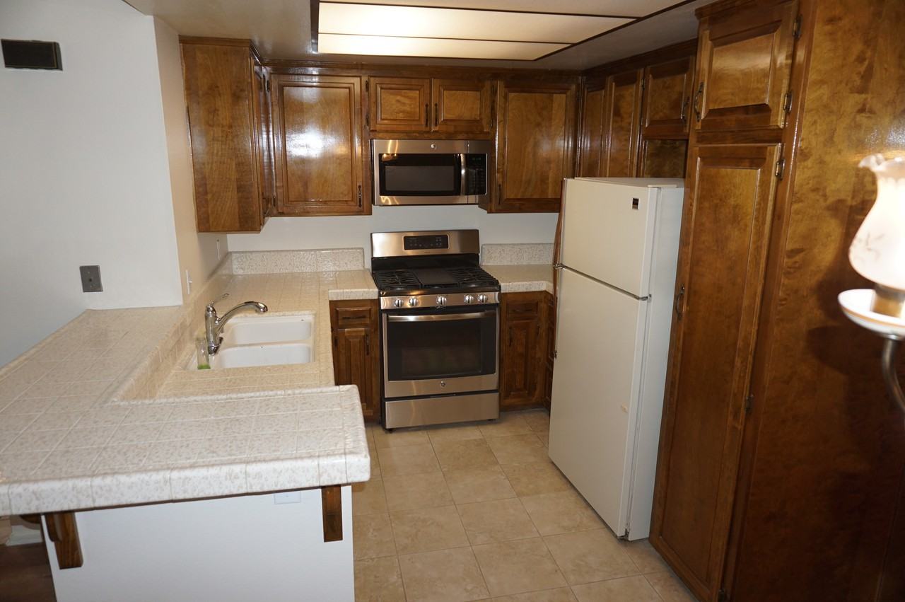 24378 El Pilar - Photo 2 of 10
