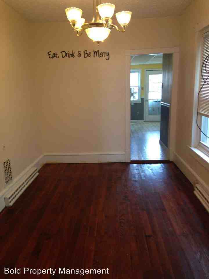 1237 Church St - Photo 3 of 14