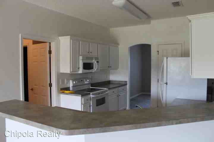 4211 Auburndale Dr - Photo 3 of 5