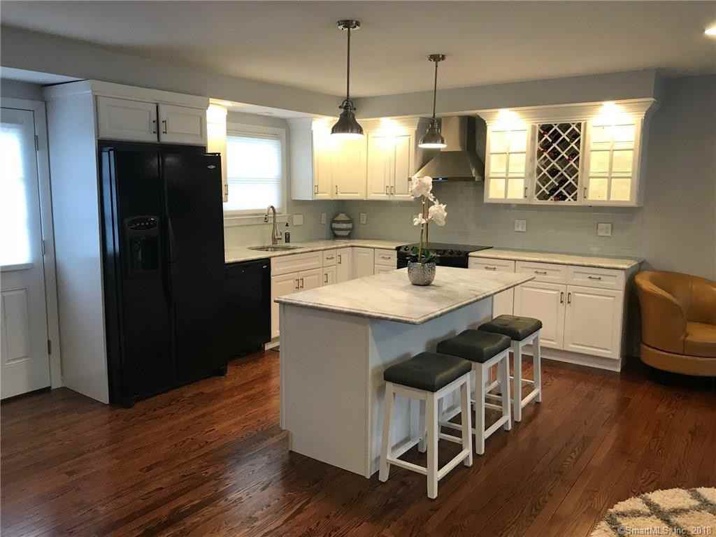 58 Larson Dr - Photo 3 of 14