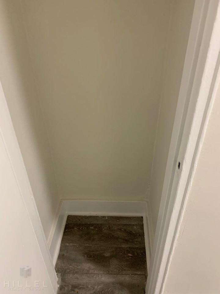 132-57 Sanford Ave 6B - Photo 2 of 10