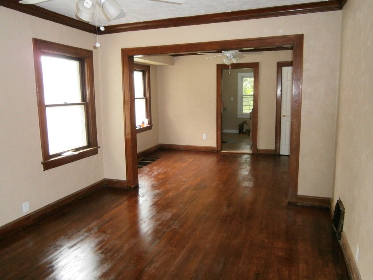 4427 Virginia Ave - Photo 2 of 10