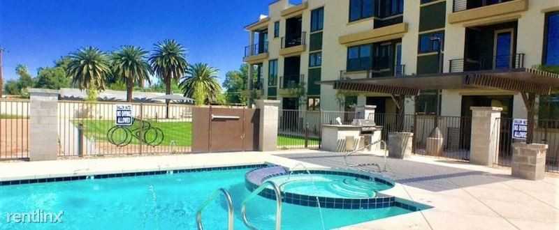 4236 N 27th Ave - Photo 3 of 18