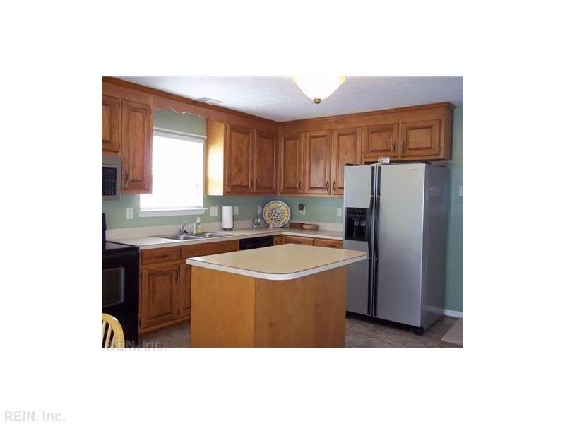 324 Bradmere Loop - Photo 3 of 10