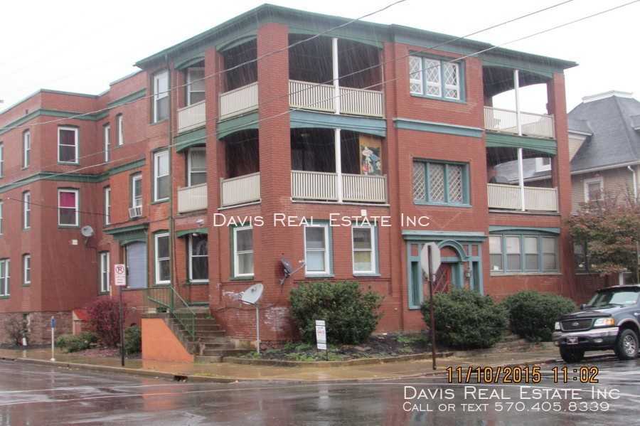 111 1st St - Photo 2 of 5