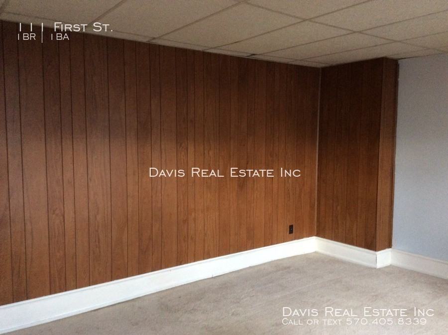 111 1st St - Photo 3 of 5