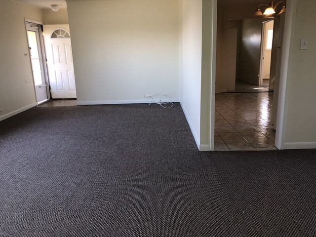210 Wilson St - Photo 2 of 11