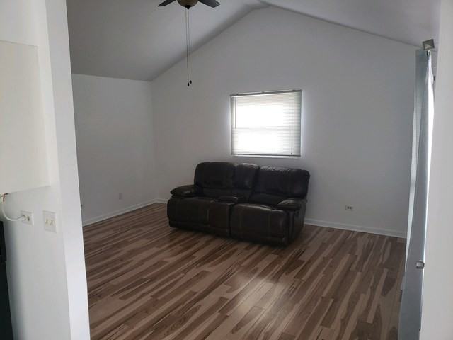 208 N Matteson St - Photo 2 of 13