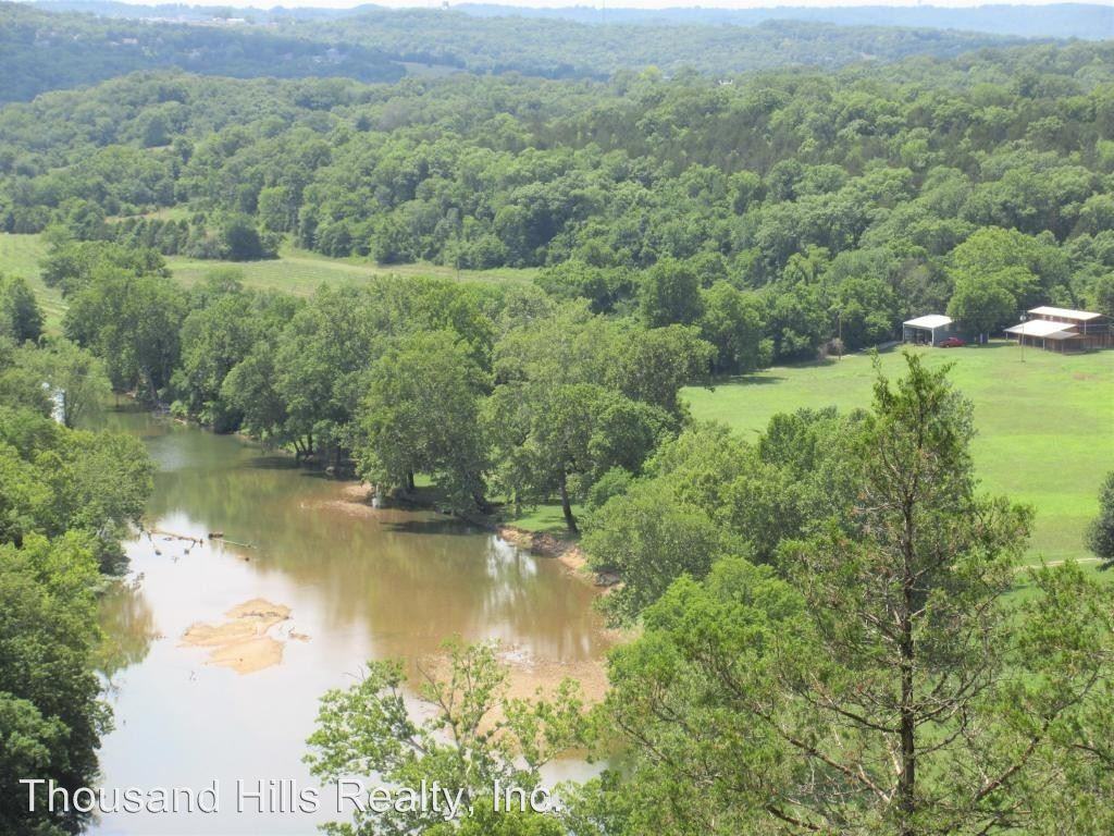 8010 Cliff Dr - Photo 2 of 23