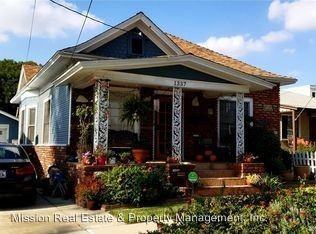 1337 Bennett Ave - Photo 3 of 20