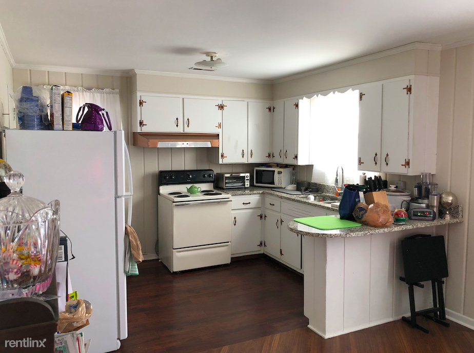 2718 Donna Hill Dr #A - Photo 3 of 8