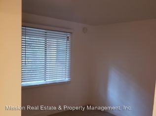 15675 S Shore Dr - Photo 2 of 12