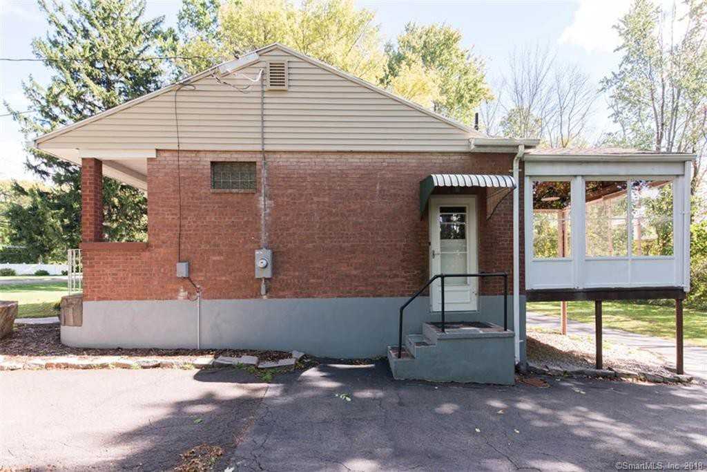 68 Parsonage St - Photo 3 of 40