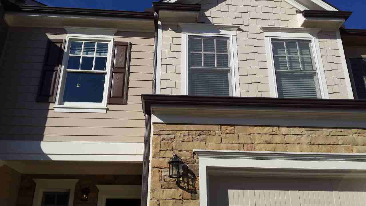 1080 Township Circle - Photo 2 of 17