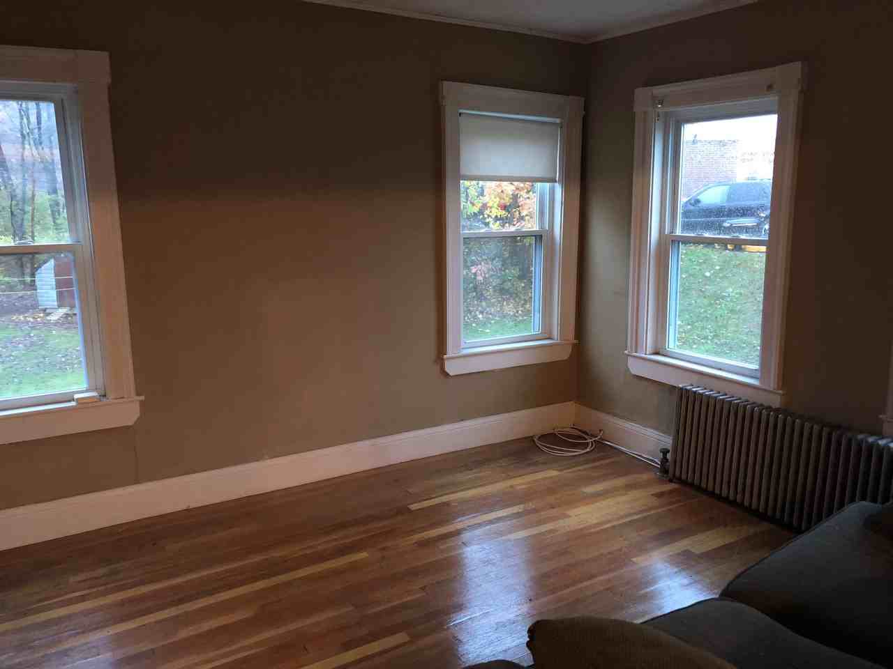 158 Park St - Photo 3 of 17