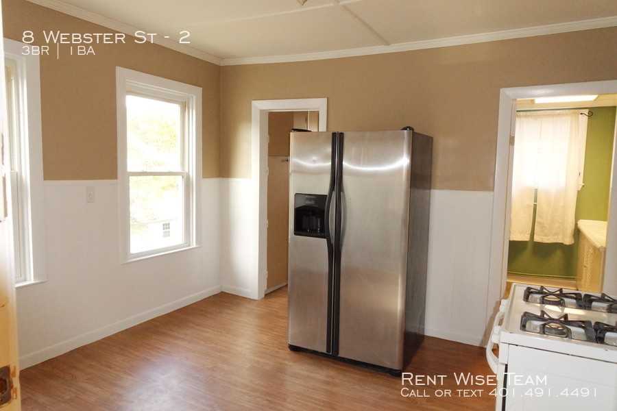 8 Webster St #2 - Photo 3 of 15