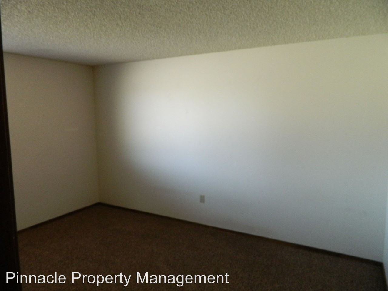 7020-7022 Green Meadow Drive - Photo 2 of 7