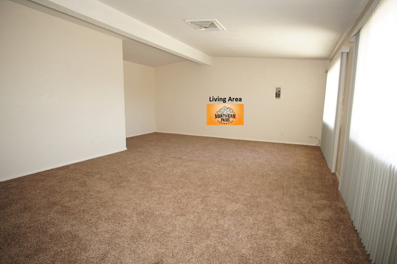 5734 Dalhart - Photo 2 of 20