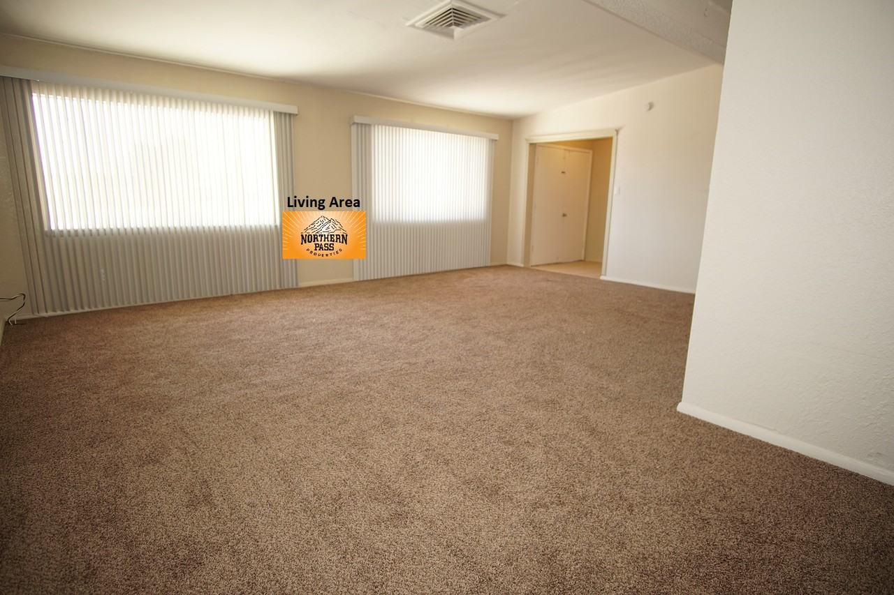 5734 Dalhart - Photo 3 of 20