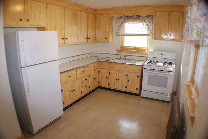 20 Cedar St - Photo 3 of 7