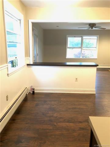 240 Twin Lakes Blvd - Photo 3 of 10