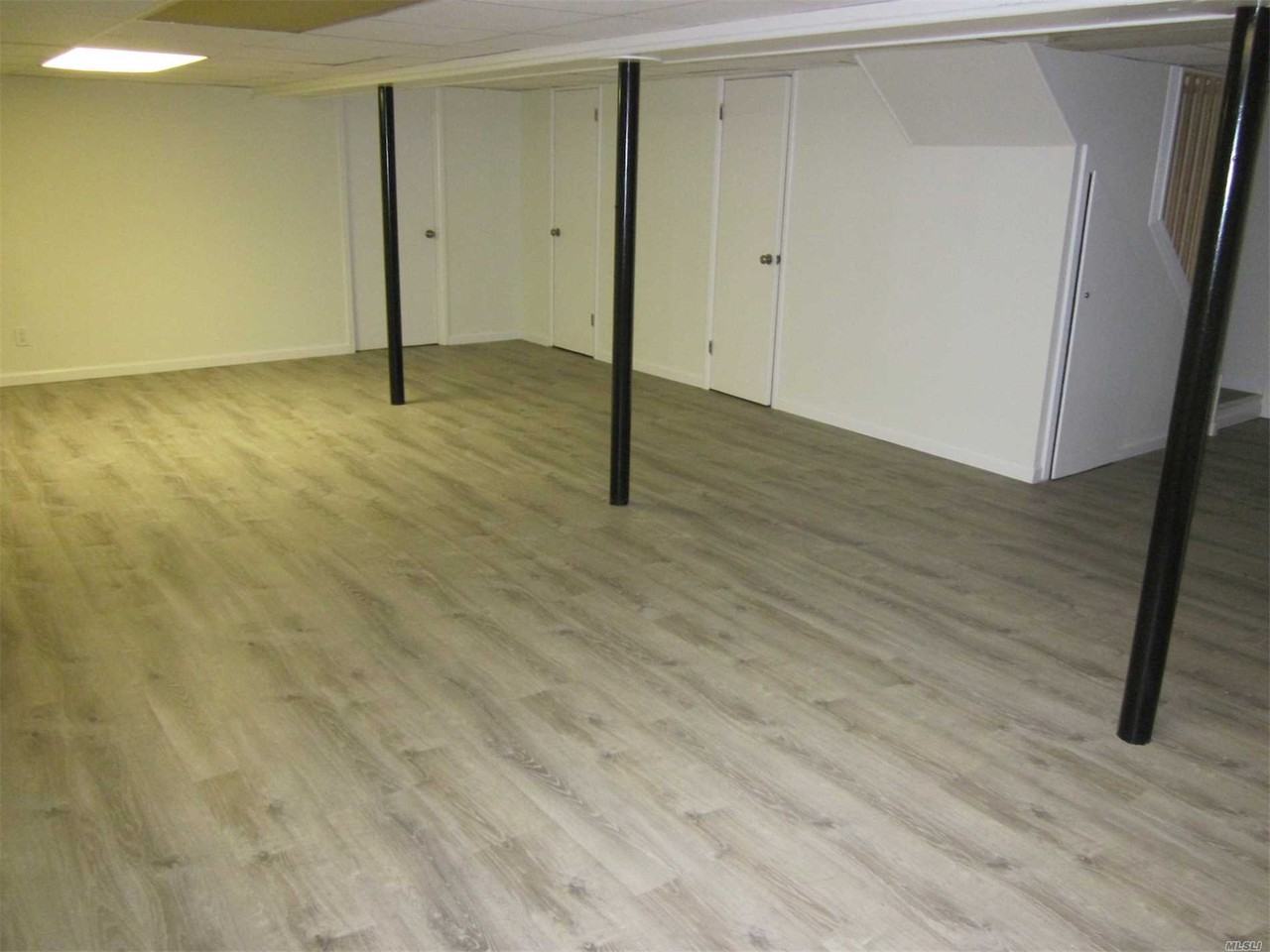 1348 Peach Ln - Photo 2 of 8