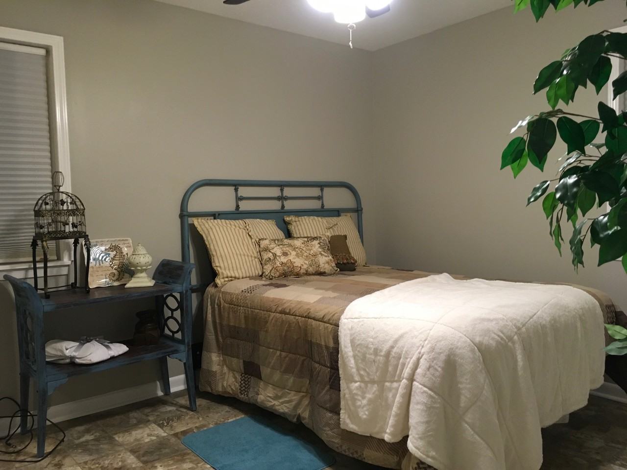 113 Azalea Ln - Photo 2 of 11