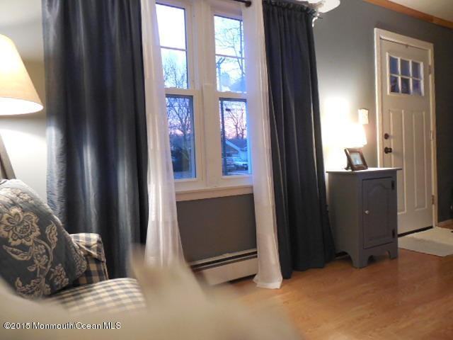 214 Sinclair Ave - Photo 3 of 14