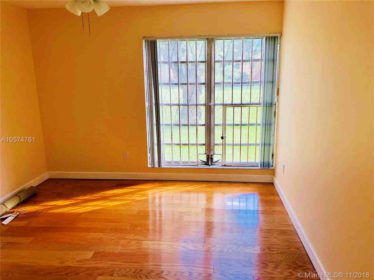 9270 Fontainebleau Blvd - Photo 3 of 6