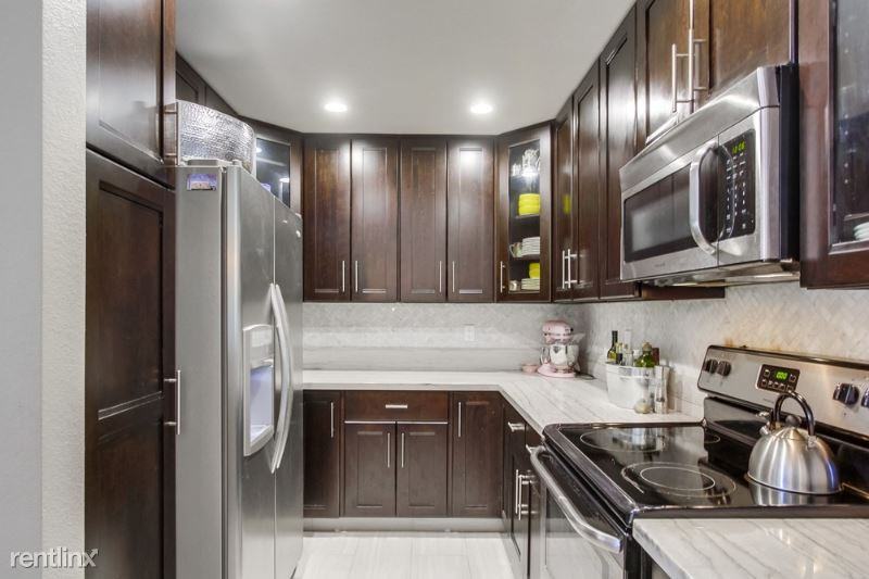 11511 Fury Ln - Photo 2 of 14