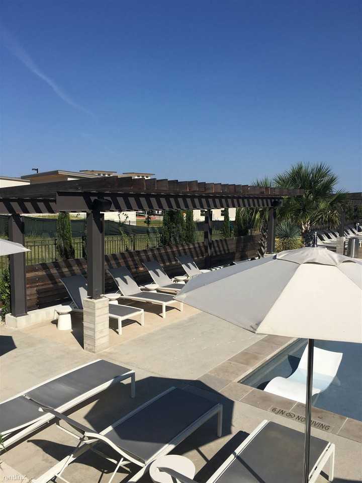 7900 Tecoma Cir - Photo 3 of 16