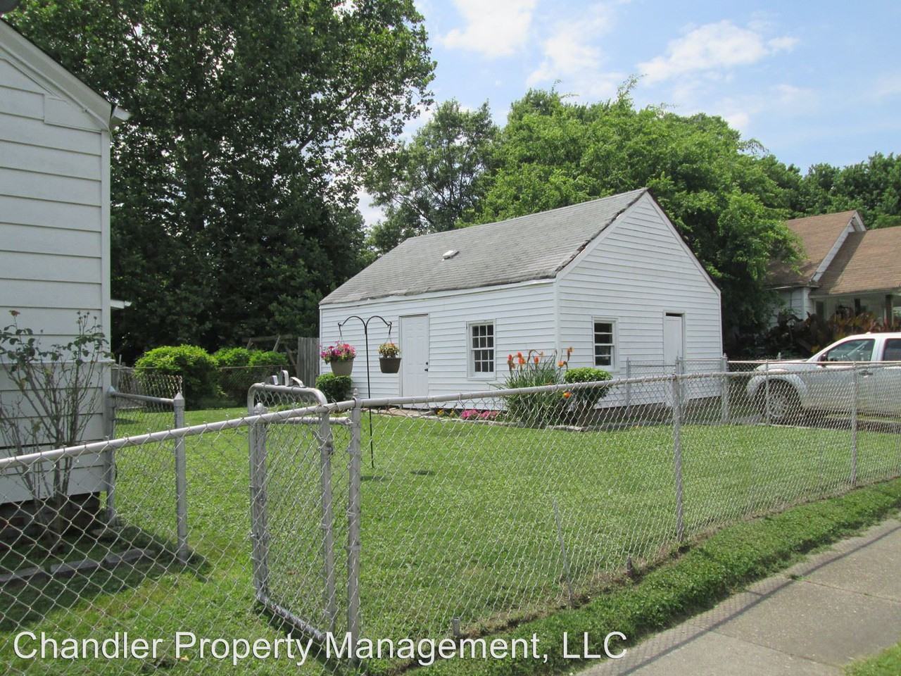 4832 Hampshire Ave - Photo 2 of 13