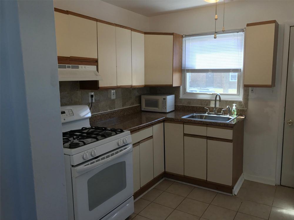 6503 Seat Pleasant Dr - Photo 2 of 3