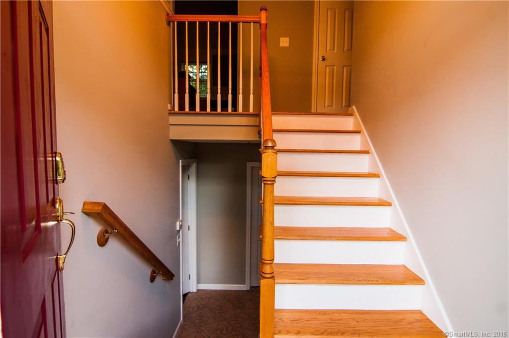 65 North St - Photo 3 of 25