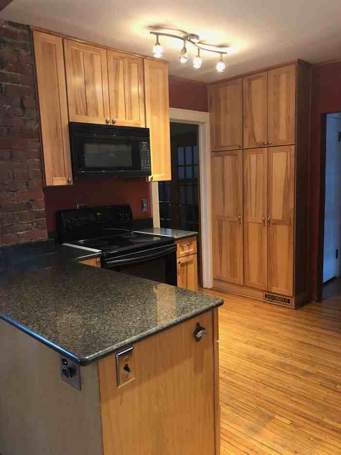 391 E Beaumont Rd - Photo 2 of 28