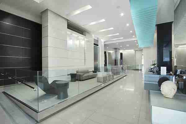 Amsterdam Ave & W 60th St #21N