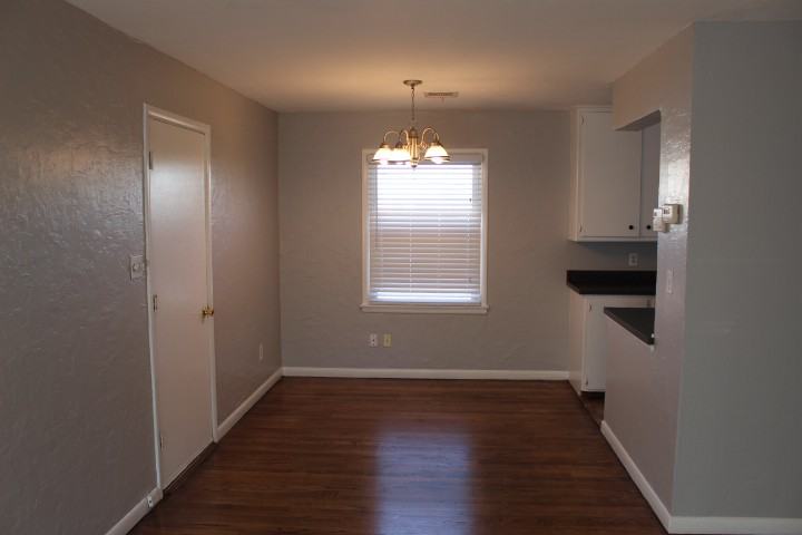 5229 Northwest 47th Street - Photo 4 of 13