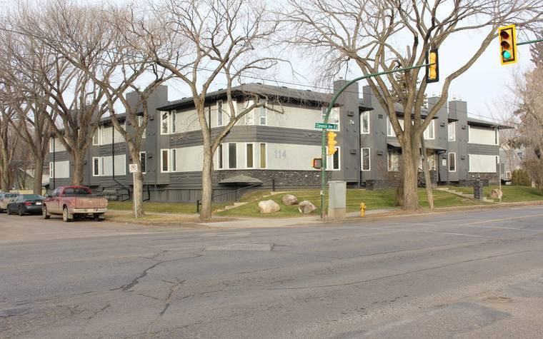 114 Clarence Avenue South Apartments 114 Clarence Ave S, Saskatoon