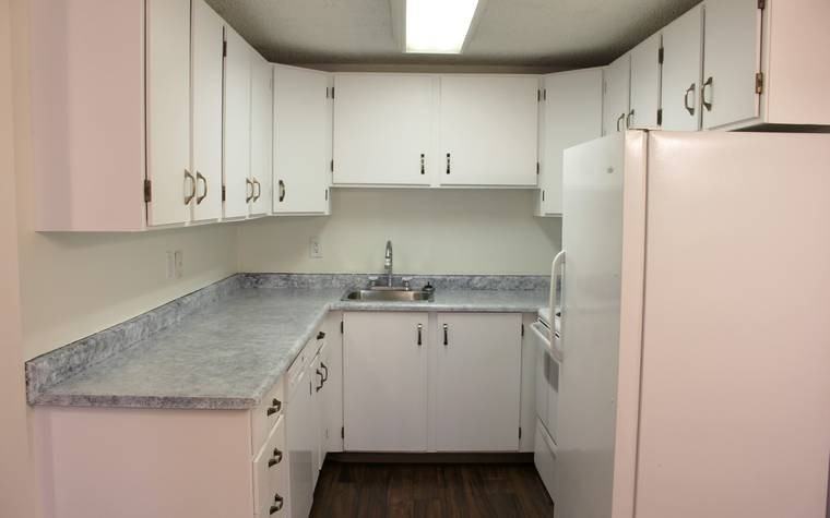 114 Clarence Avenue South Apartments 114 Clarence Ave S, Saskatoon