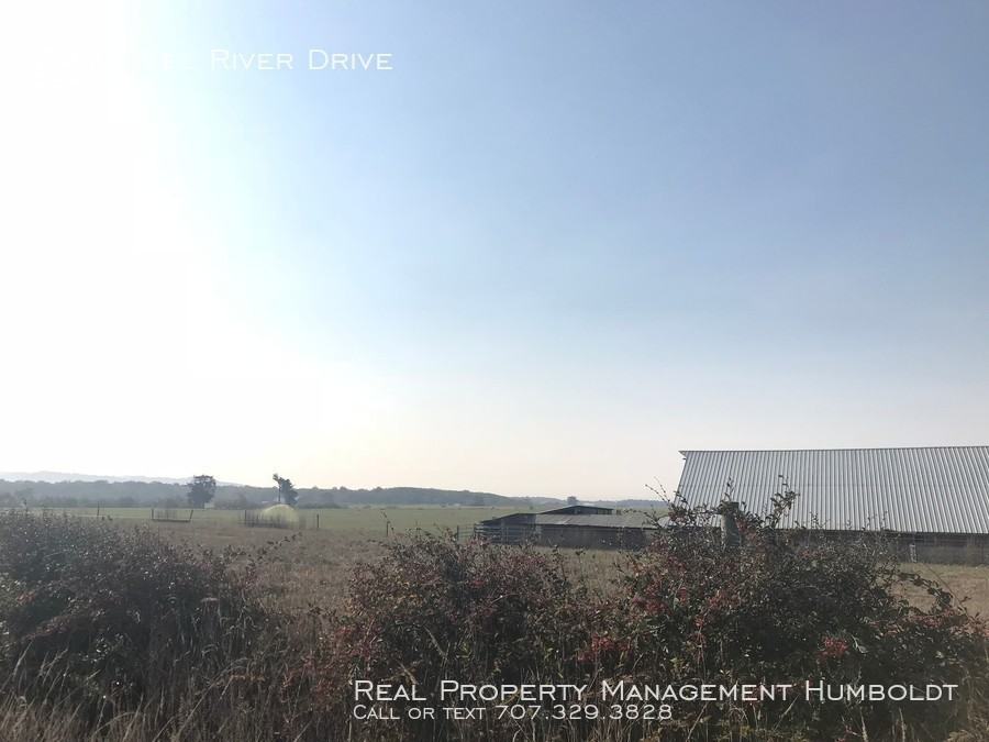 2475 Eel River Dr - Photo 3 of 8