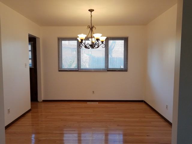 862 Coventry Ln - Photo 3 of 16