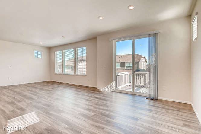 3144 Jonquil St - Photo 2 of 11