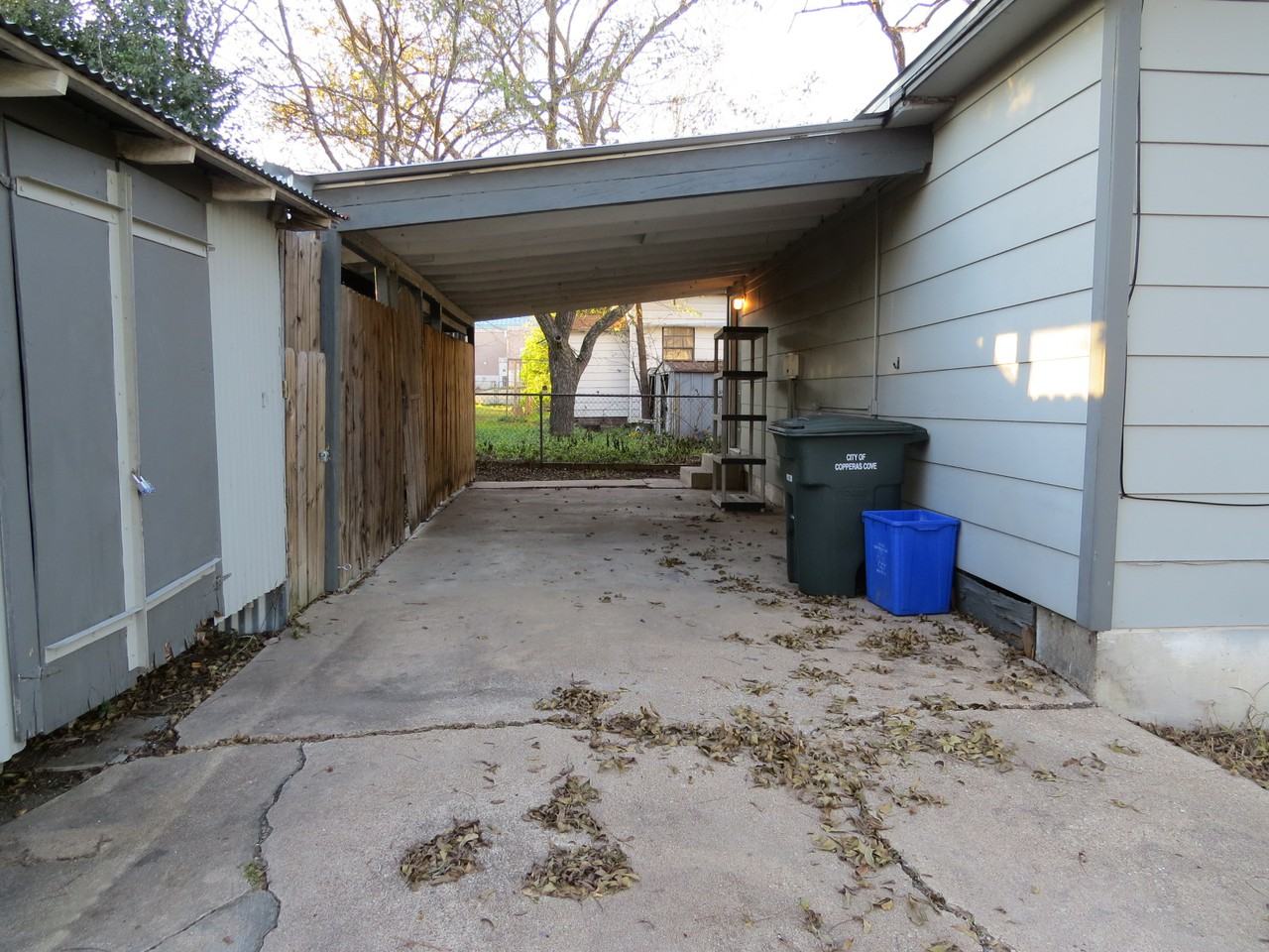 202 E Carpenter Ave - Photo 3 of 3