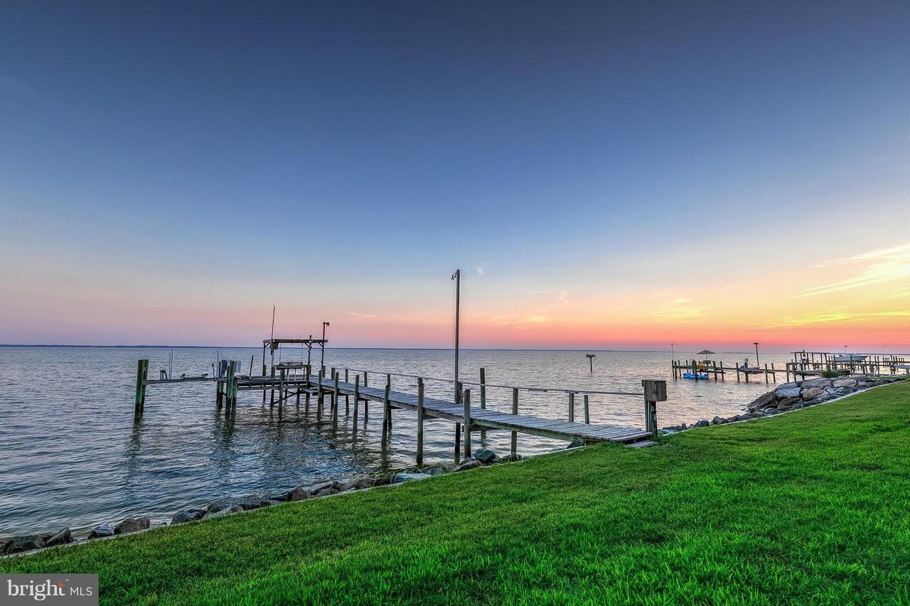 42437 Riverwinds Dr - Photo 3 of 41