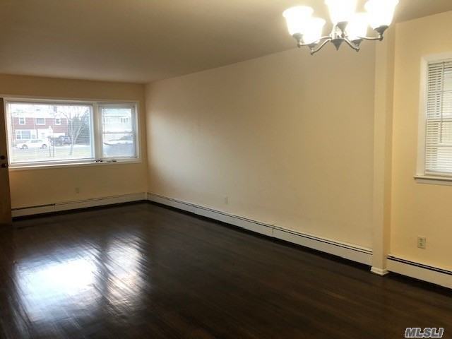 825 E Park Ave - Photo 2 of 6