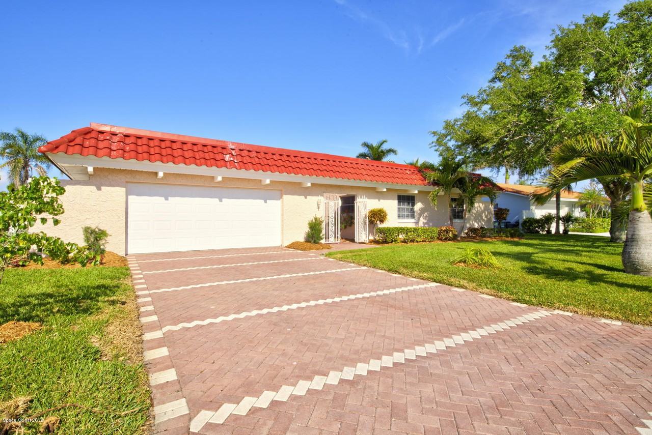 9 Yawl Dr - Photo 2 of 36