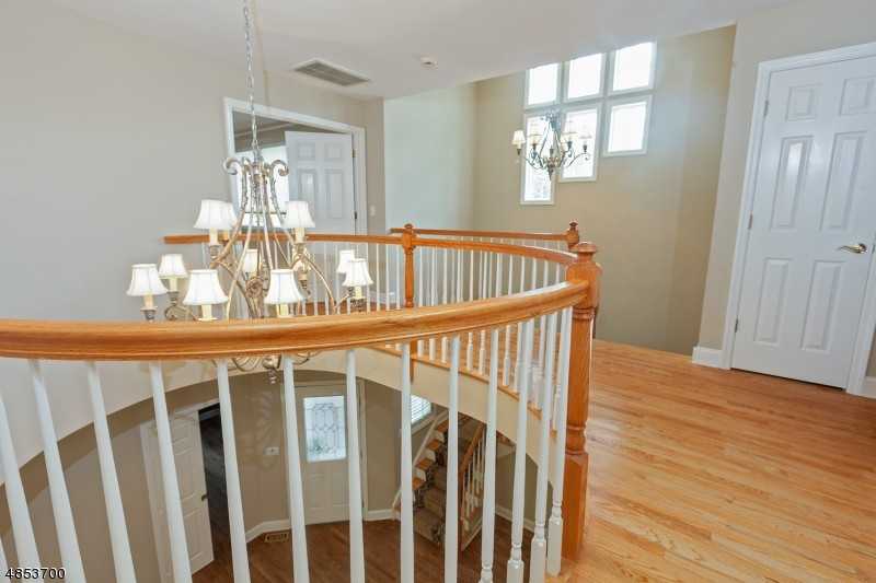 41 Barkman Way - Photo 3 of 17