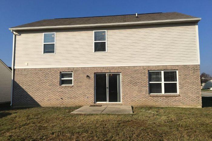 7405 Graymont Dr - Photo 2 of 19