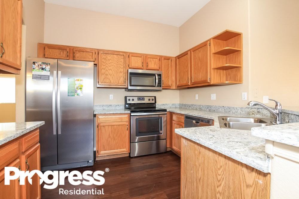 414 N Williams St - Photo 3 of 13