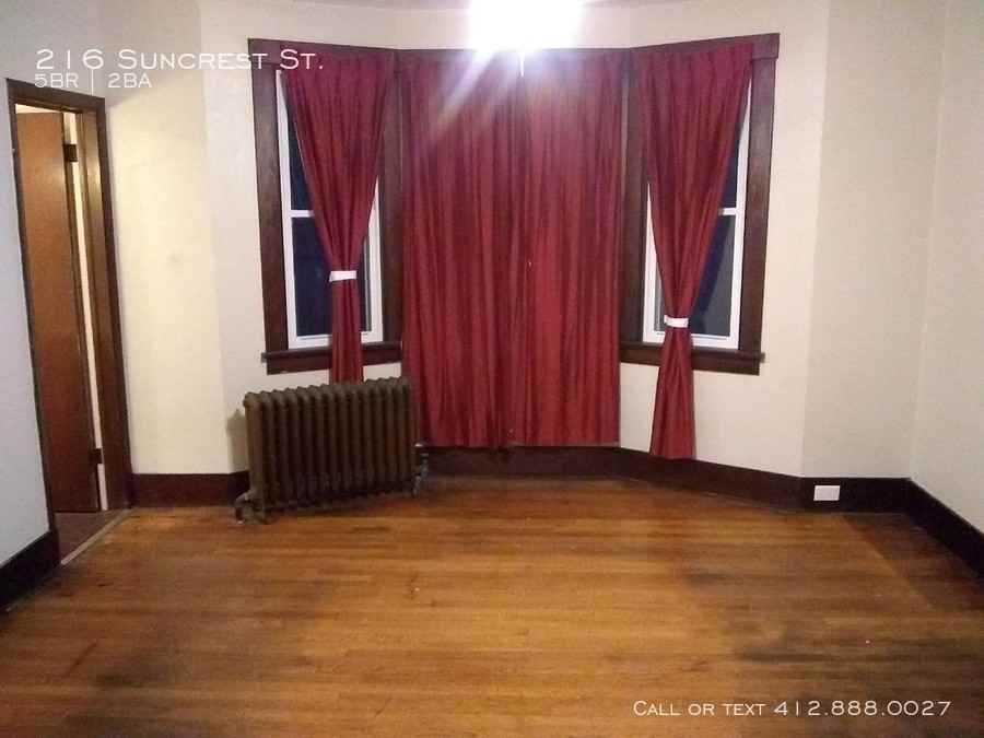 216 Suncrest St - Photo 2 of 5